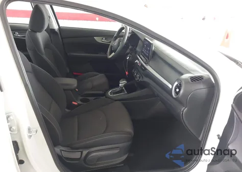 2022 Kia Forte Lxs из США, поврежденный, VIN 3KPF24AD4NE473802
